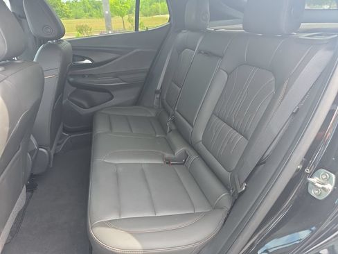 Certified 2024 Buick Envista Avenir FWD image 28