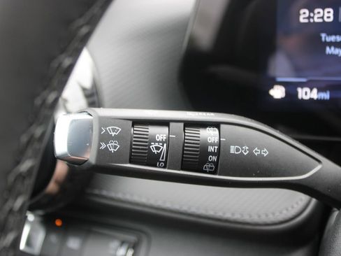New 2026 Chevrolet Equinox LT FWD image 36