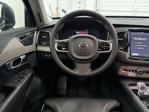 Used 2024 Volvo XC90 T8 Ultimate image 21