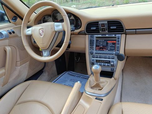 Used 2007 Porsche 911 Carrera RWD image 8