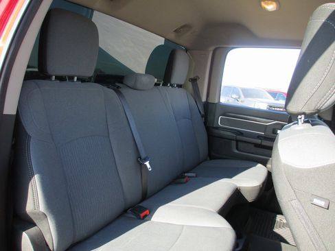 Used 2019 RAM 2500 Big Horn image 17