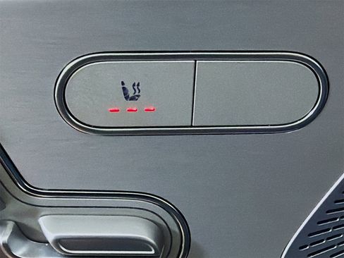 Used 2020 Mercedes-Benz GLE 350 4MATIC image 24