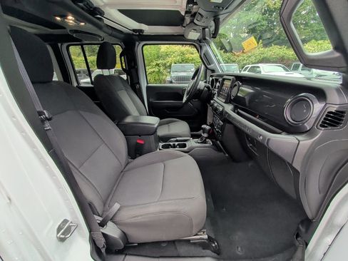 Certified 2023 Jeep Wrangler Sport image 17