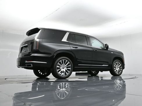 Used 2026 Cadillac Escalade Platinum Luxury image 53
