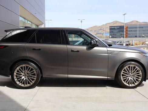 New 2025 Land Rover Range Rover Sport SV Edition Two image 4