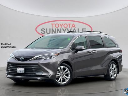 Certified 2023 Toyota Sienna Platinum