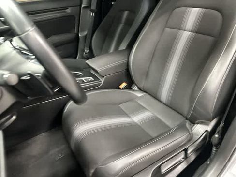 Used 2022 Honda Civic Sport image 9