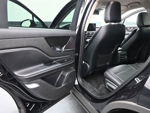 Used 2024 Lincoln Corsair Reserve image 20