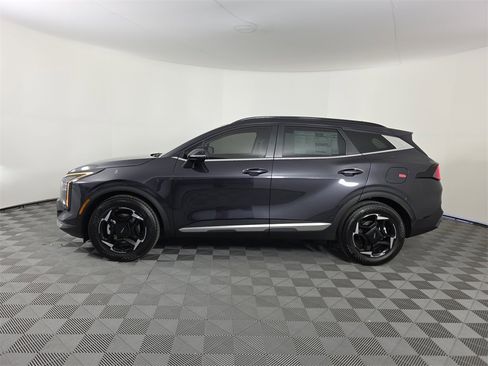 New 2026 Kia Sportage EX image 4