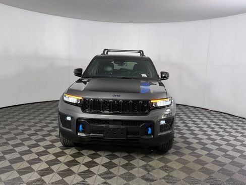 Used 2024 Jeep Grand Cherokee Trailhawk w/ Advanced Protech Group II AWD/4WD image 6