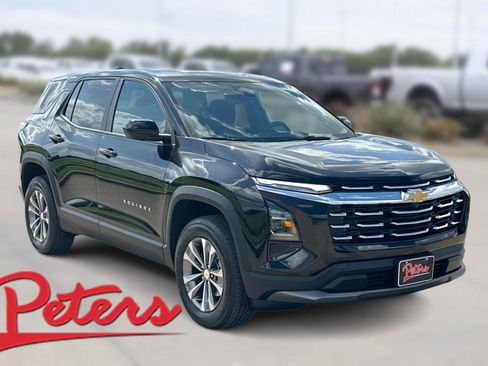 Used 2026 Chevrolet Equinox LT FWD image 1