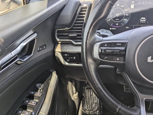 Certified 2025 Kia Sportage X-Pro AWD/4WD image 23