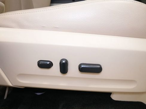 Used 2016 Ford Expedition Limited w/ Equipment Group 301A image 35