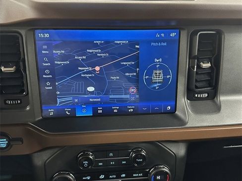 Used 2024 Ford Bronco Outer Banks image 24