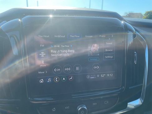 Used 2023 Chevrolet Traverse High Country w/ LPO, Floor Liner Package AWD/4WD image 11