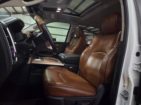 Used 2016 RAM 2500 Longhorn w/ Convenience Group image 6