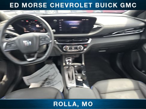 Certified 2025 Buick Envista Sport Touring FWD image 24