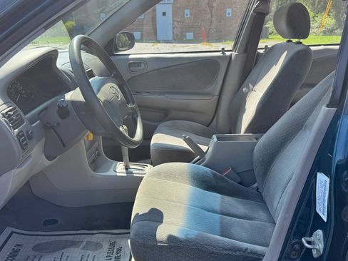 Used 2002 Toyota Corolla S FWD image 14