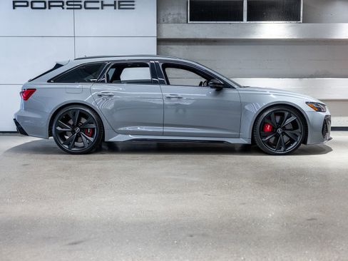 Used 2023 Audi RS 6 AWD/4WD image 19
