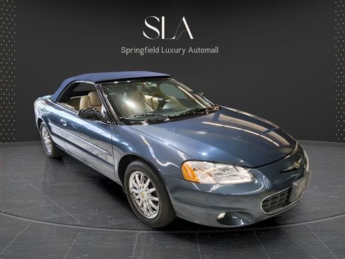 Used 2002 Chrysler Sebring Limited FWD image 1