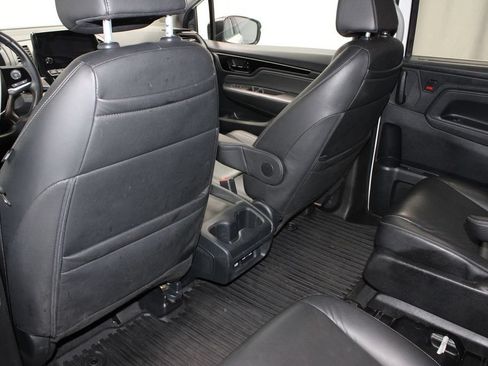 Used 2023 Honda Odyssey Touring image 22