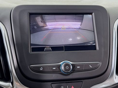 Used 2022 Chevrolet Equinox LS AWD/4WD image 34