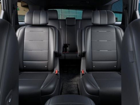 Used 2026 Hyundai Palisade Calligraphy image 12