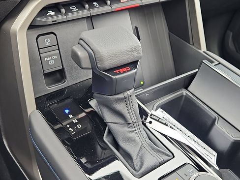 New 2026 Toyota Tundra Limited AWD/4WD image 20