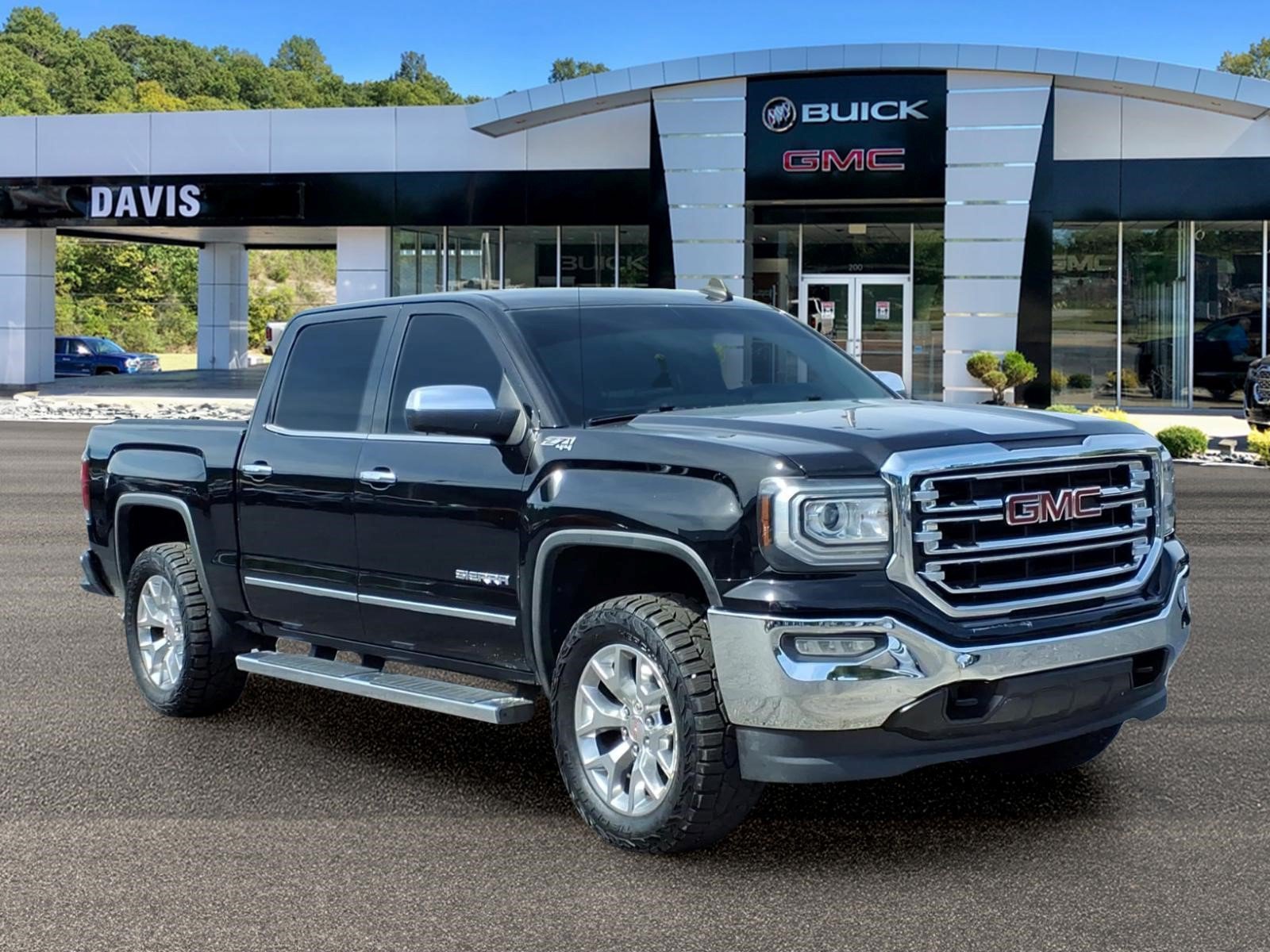 Used 2018 GMC Sierra 1500 SLT w/ SLT Premium Package AWD/4WD image 1
