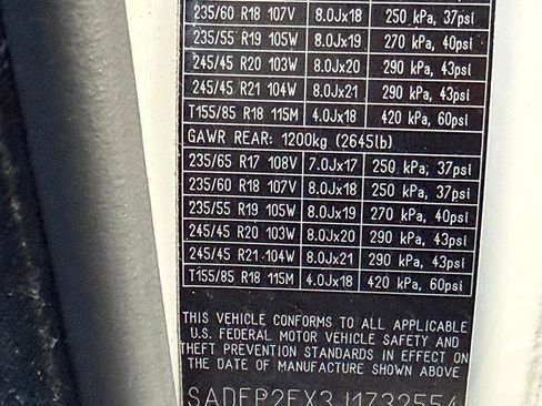 Used 2018 Jaguar E-PACE SE image 20