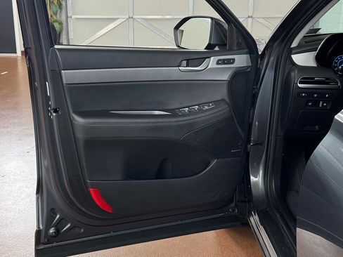 Used 2023 Hyundai Palisade SEL w/ Premium Package image 16