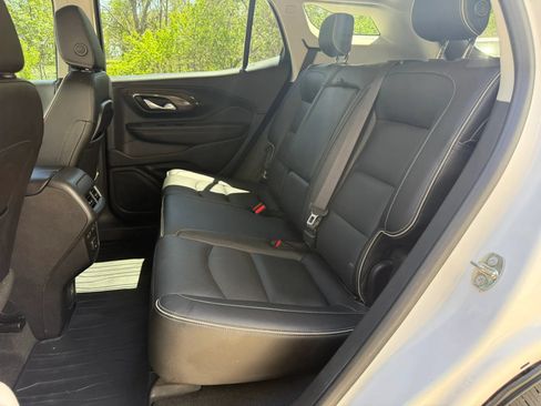 Used 2019 GMC Terrain Denali w/ Advanced Safety Package AWD/4WD image 15