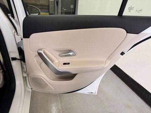 Used 2022 Mercedes-Benz A 220 4MATIC image 24