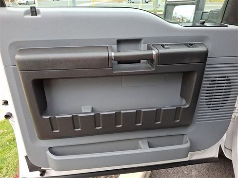 Used 2016 Ford F350 XL w/ Power Equipment Group image 14