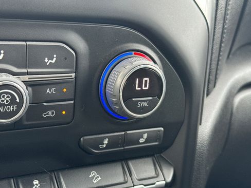 Used 2022 Chevrolet Silverado 1500 RST image 29