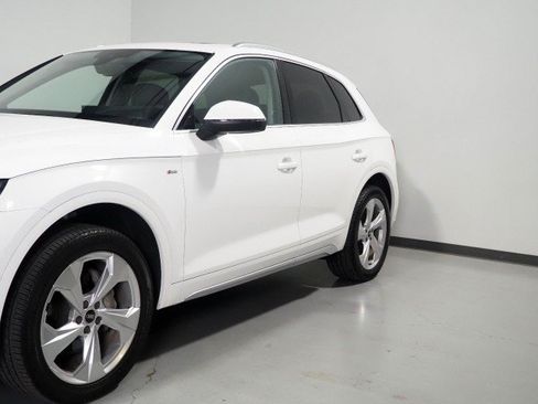 Used 2023 Audi Q5 2.0T Premium Plus w/ S Line w/ Premium Plus Package AWD/4WD image 55