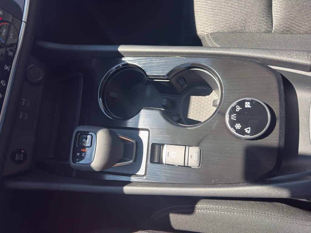 New 2026 Nissan Rogue SV AWD/4WD image 22