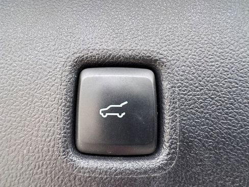 Used 2022 Ford Escape Titanium w/ Class II Trailer Tow Package AWD/4WD image 34