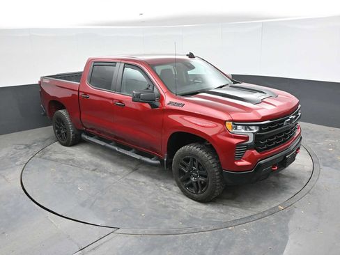 Used 2024 Chevrolet Silverado 1500 LT Trail Boss w/ LPO, Dark Essentials Package AWD/4WD image 33
