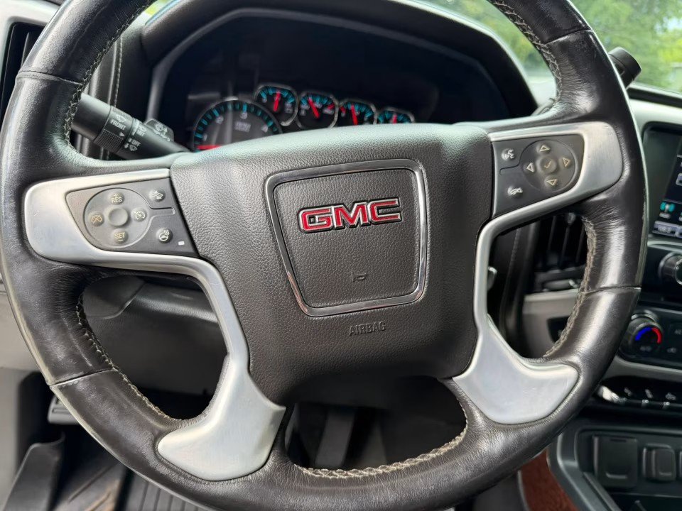 Used 2018 GMC Sierra 1500 SLT w/ SLT Premium Package AWD/4WD image 29