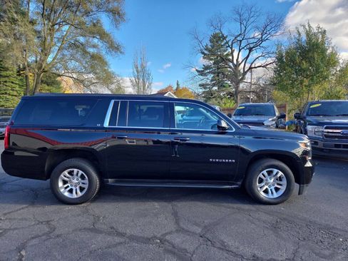 Used 2020 Chevrolet Suburban LT image 6