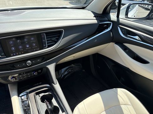 Used 2023 Buick Enclave Avenir w/ Avenir Technology Package image 27