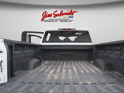 Used 2023 GMC Sierra 2500 AT4 w/ Gooseneck/5TH Wheel Package AWD/4WD image 35