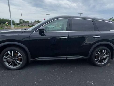 Used 2023 INFINITI QX60 Luxe w/ Cargo Package FWD image 5