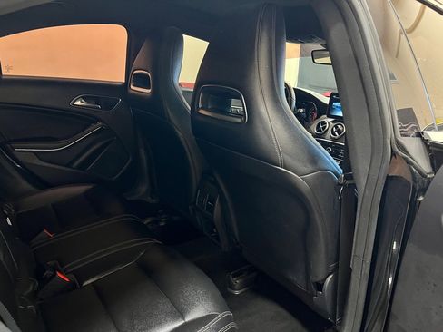 Used 2018 Mercedes-Benz CLA 250 4MATIC image 31