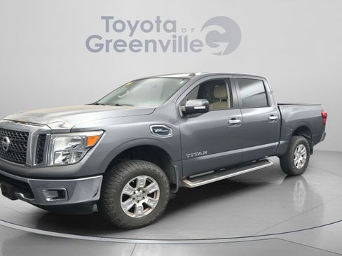 Used 2017 Nissan Titan SV AWD/4WD image 2