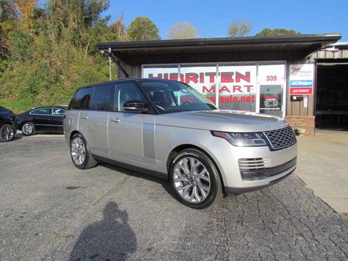 Used 2018 Land Rover Range Rover Supercharged image 1