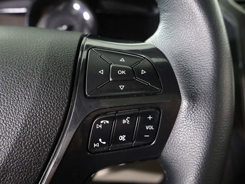 Used 2018 Ford Explorer XLT w/ Equipment Group 202A AWD/4WD image 46