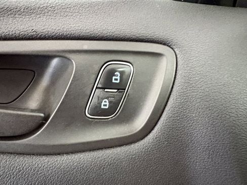 Used 2019 Ford Escape S FWD image 27