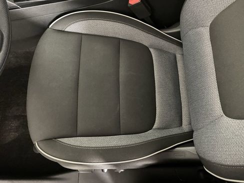 Used 2023 Chevrolet TrailBlazer LT w/ Convenience Package image 23